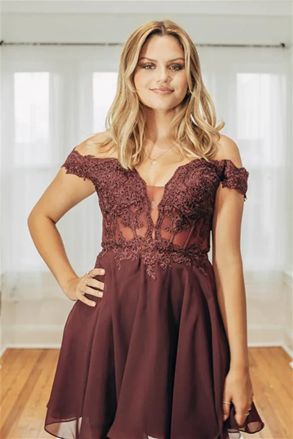 Robe de soirée marron à épaules dénudées et haut en dentelle