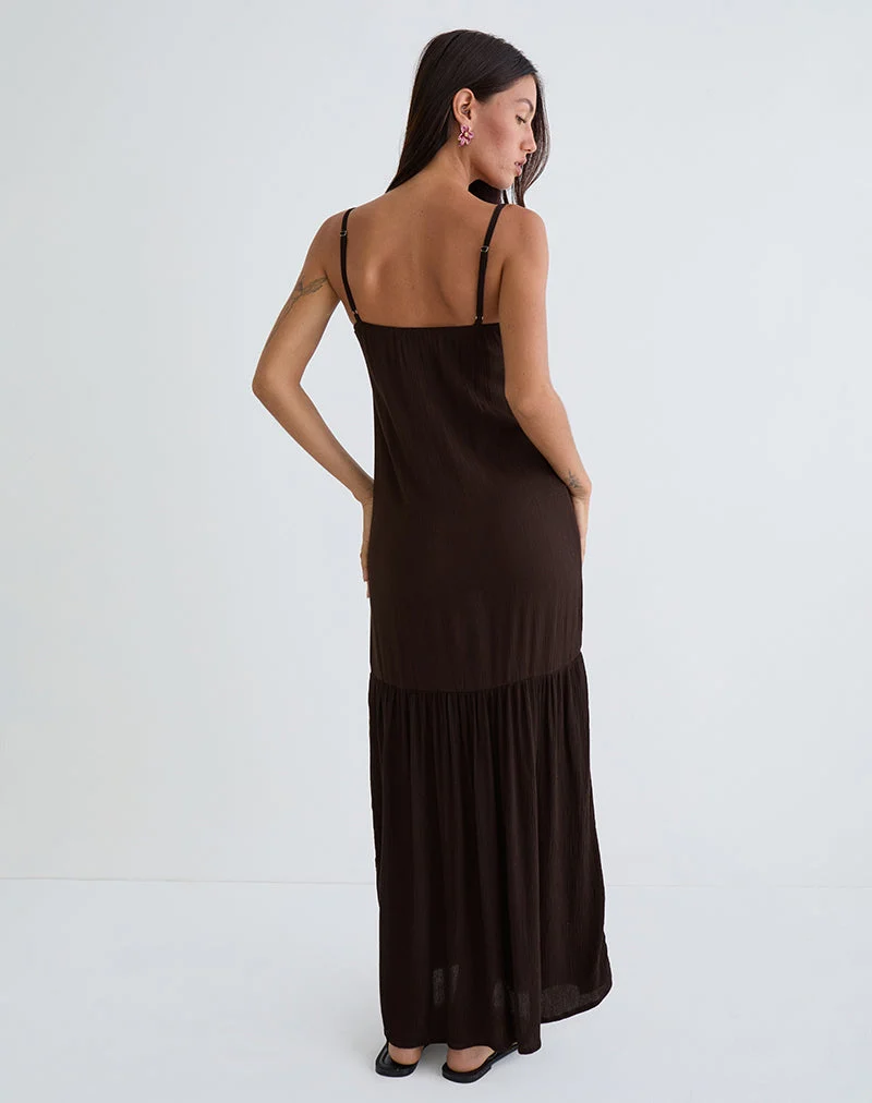 Jenesis Maxi Dress in Crinkle Bitter Chocolate (Robe longue en chocolat amer)