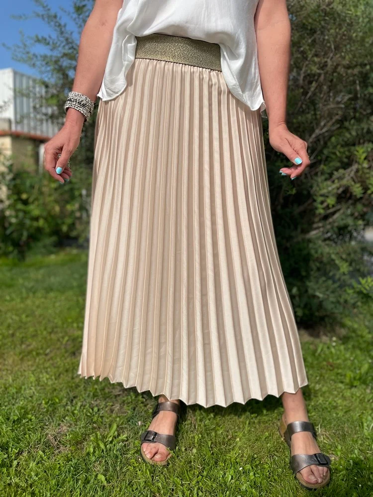 Jupe plissée satinée Jaya beige
