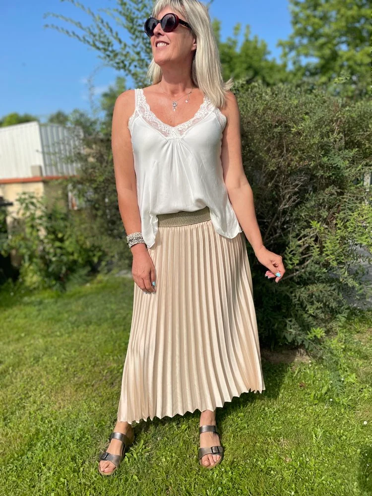 Jupe plissée satinée Jaya beige