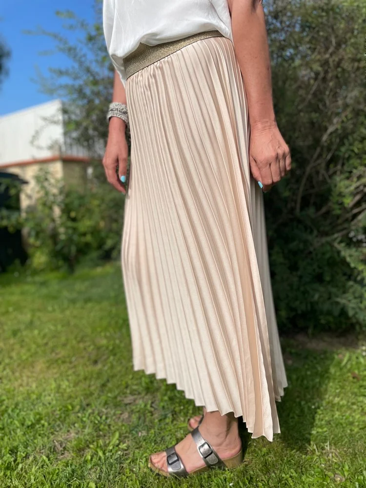 Jupe plissée satinée Jaya beige