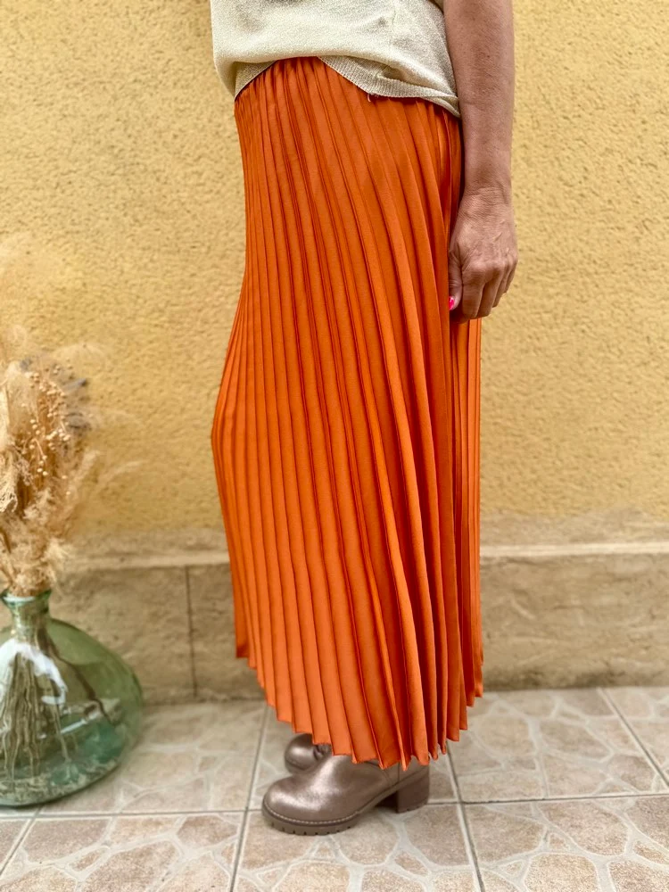 Jupe plissée satinée Jaya brique orangé