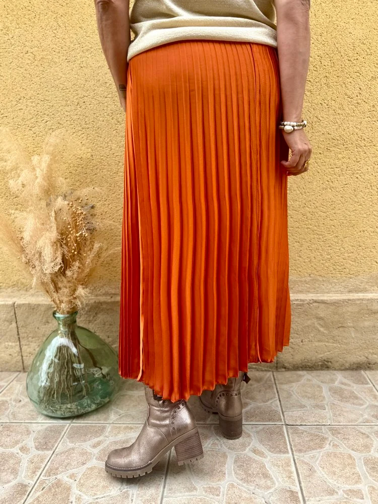 Jupe plissée satinée Jaya brique orangé