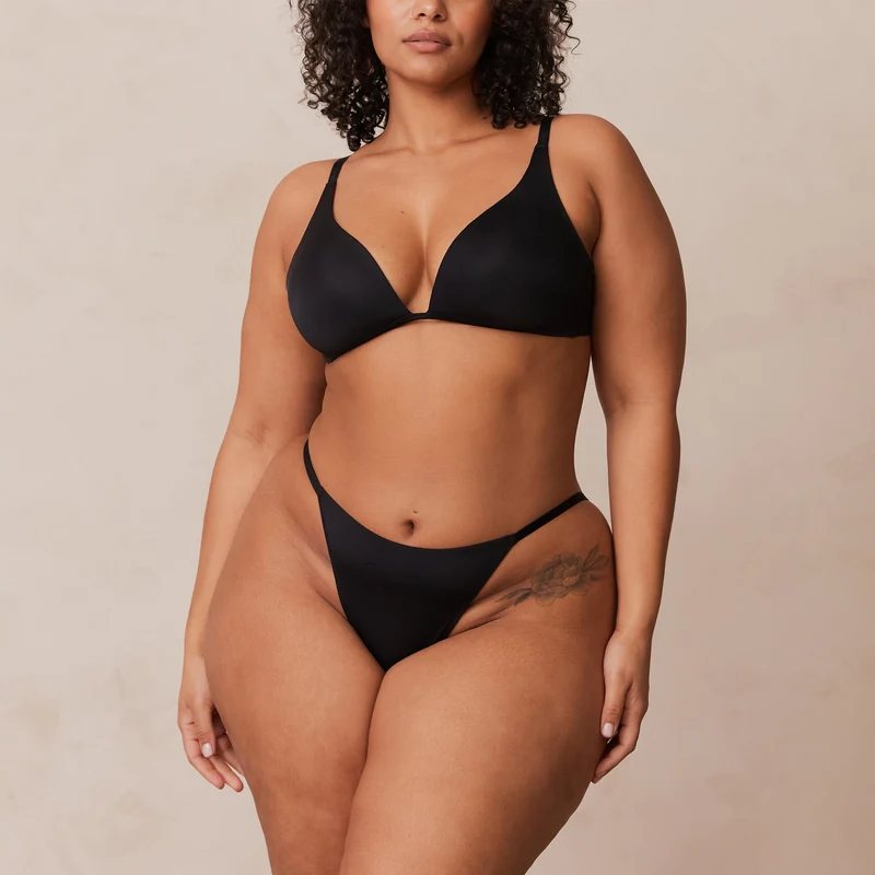 Light Plunge Soutien-Gorge T-Shirt Sans Armatures - Noir