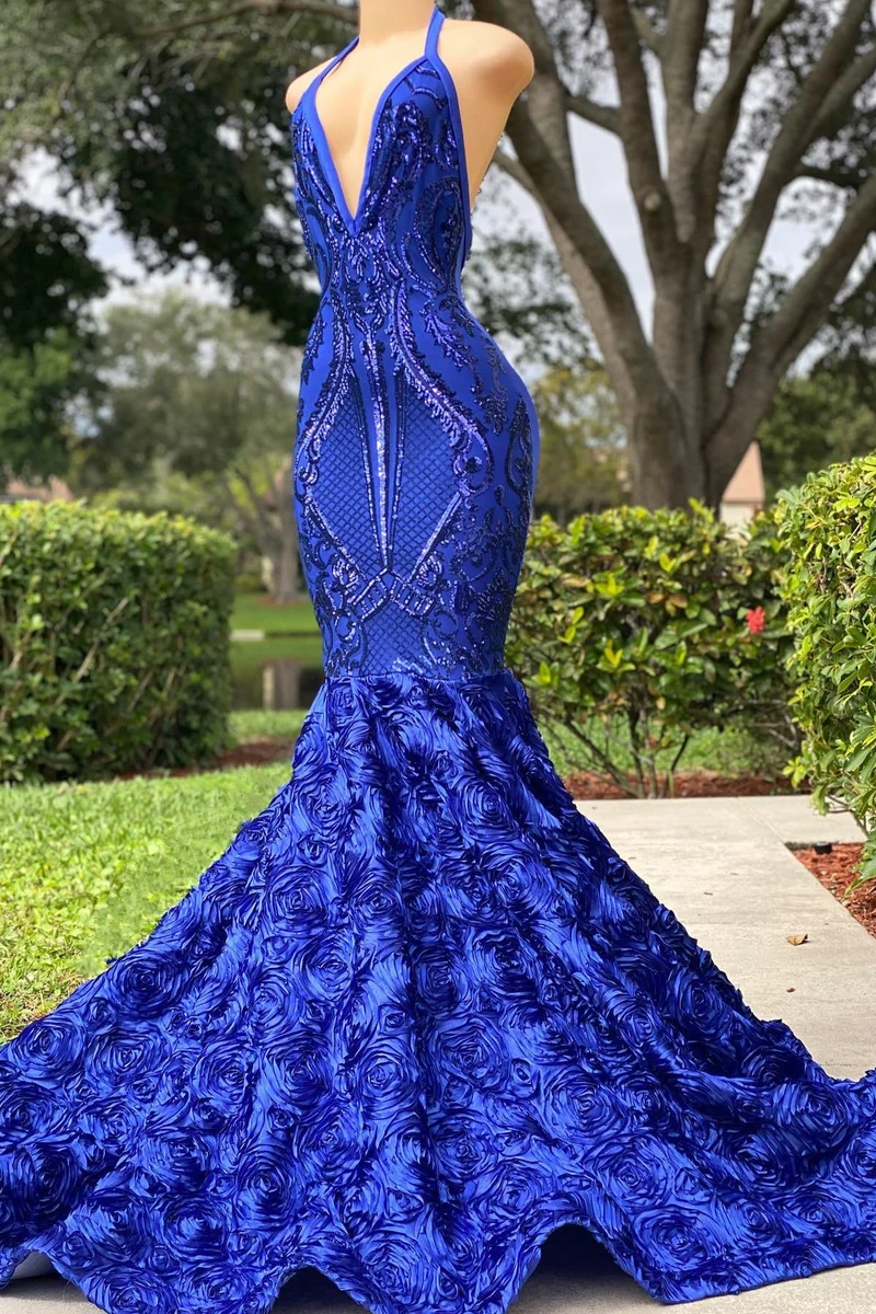 Robe de soirée sirène bleu roi à col en V et dos nu sans manches