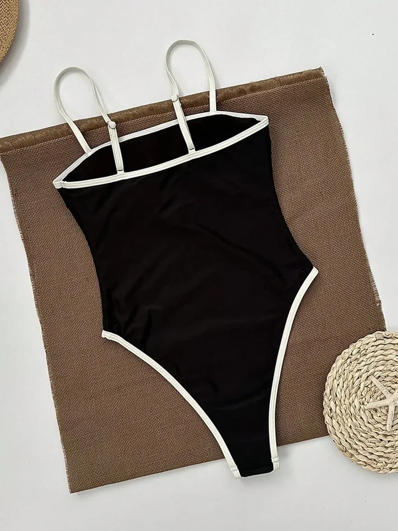Charlène | Maillot pour Femme | Minimaliste, Élégant & Estival