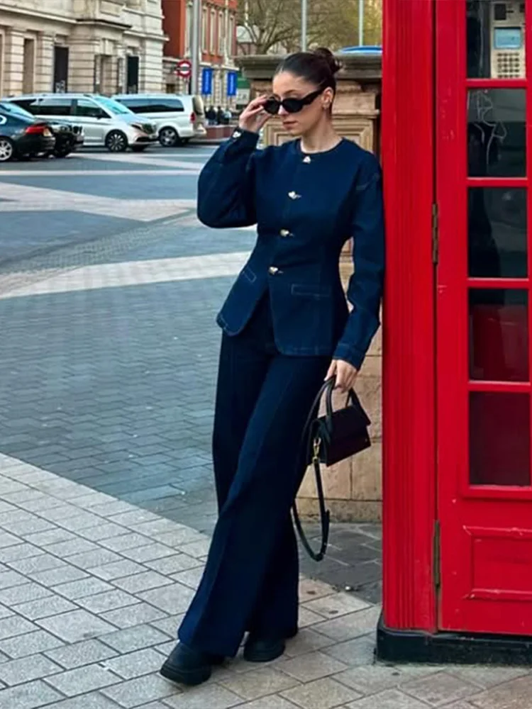 Caroline | Veste bleue élégante et pantalon taille haute pour femmes