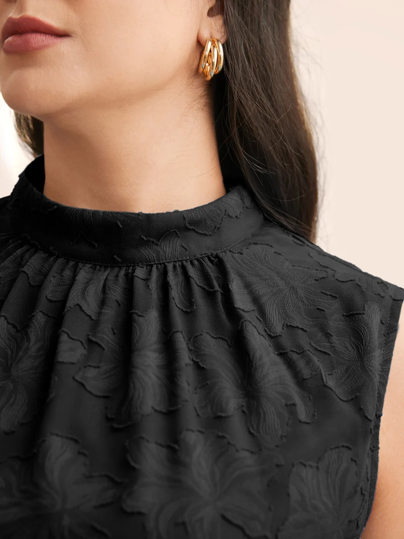 Textured Stand Collar Gathered Tank Top