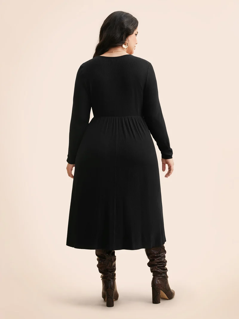 Solid Pit Strip Cut Out Dress