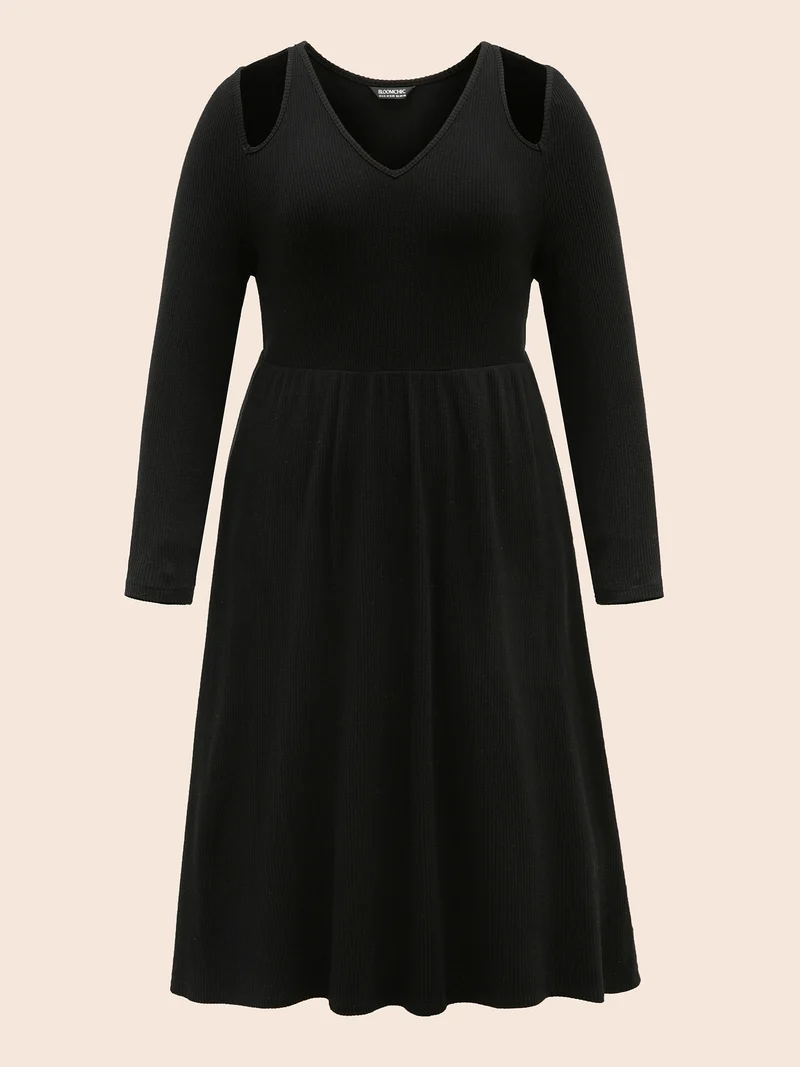 Solid Pit Strip Cut Out Dress