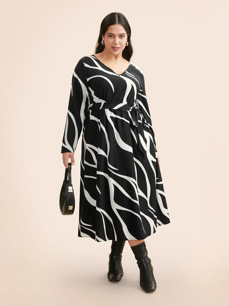 V Neck Geometric Belted Dress