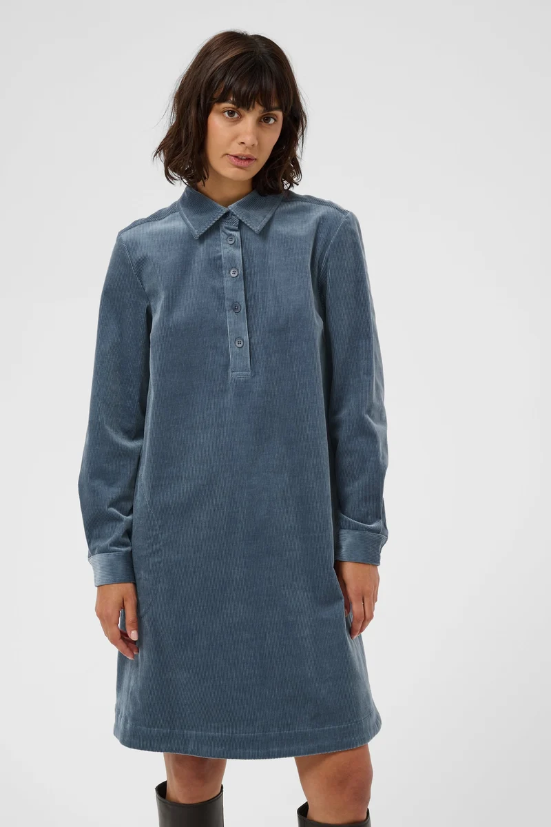 Robe courte en velours côtelé à col chemise Corintha