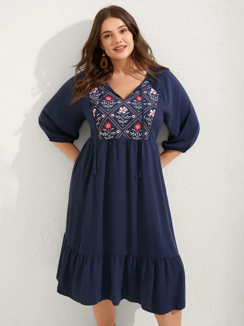 Floral Embroidery Pockets Midi Dress