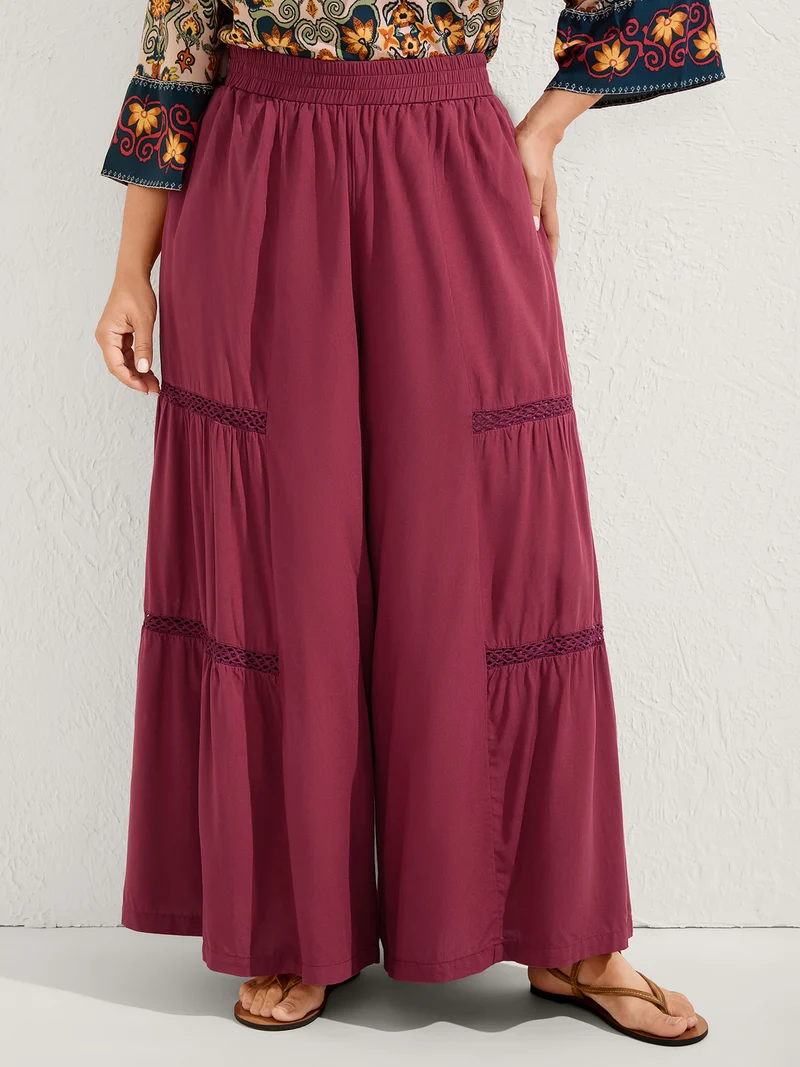 Lace Trim Pleated Wide-Leg Pants