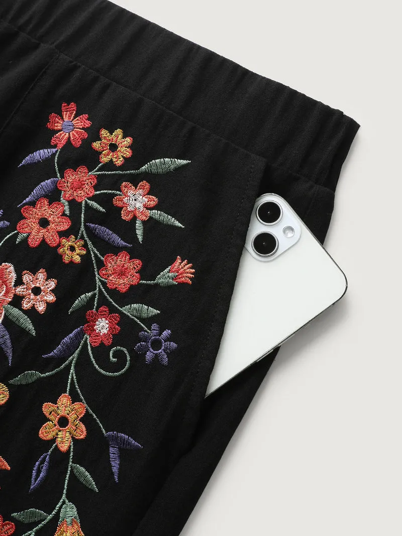 Cotton Floral Embroidered Pockets Ribbed Hem Pants