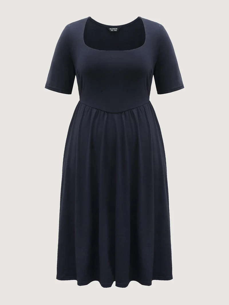 Scoop Neck Stretch Solid Pockets Midi Dress