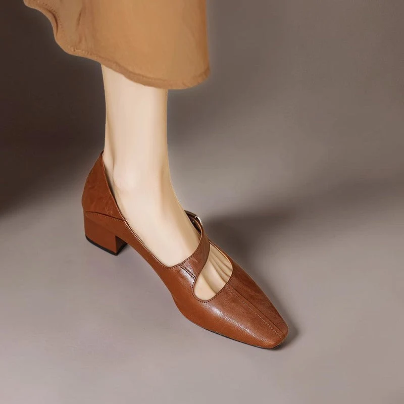 Quera | Chiseled Square-Toe Mary Jane Pump with Gold Bit