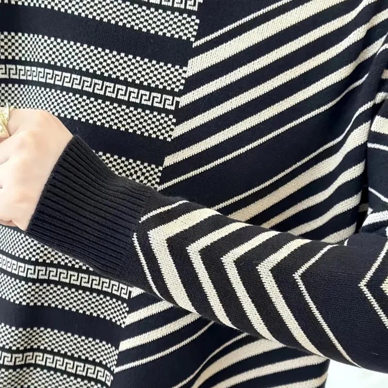 DIANELLA - Robe tricotée ample à rayures tendance pour femmes