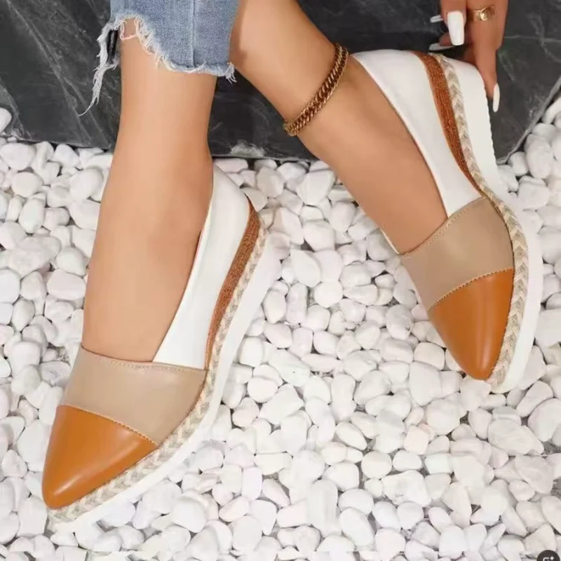 Mocassins femme à enfiler à talon compensé