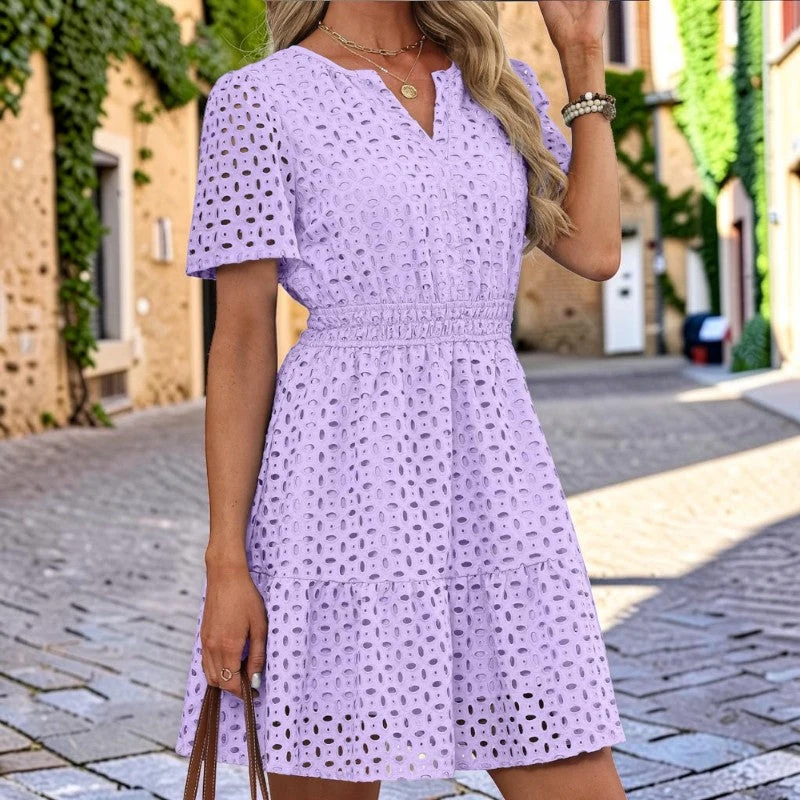 Robe mini femme brodée à col V