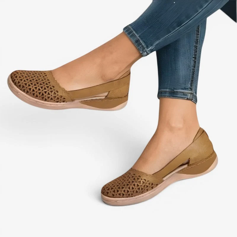 Sandales plates à enfiler pour femme