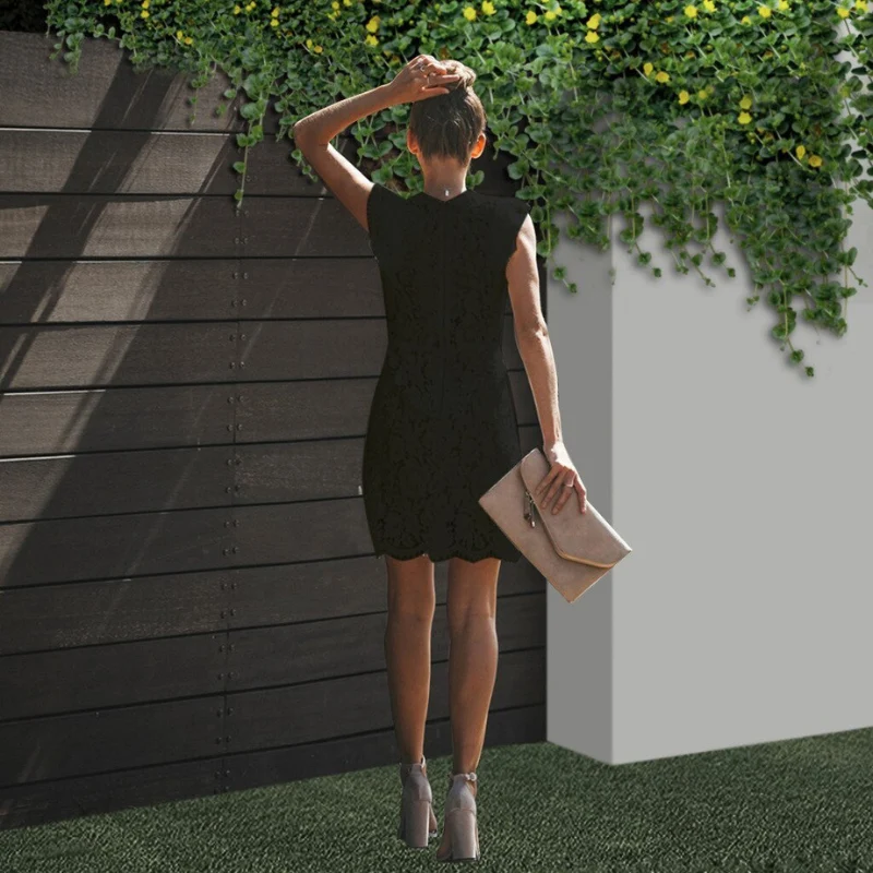 Robe mini femme à col montant brodé