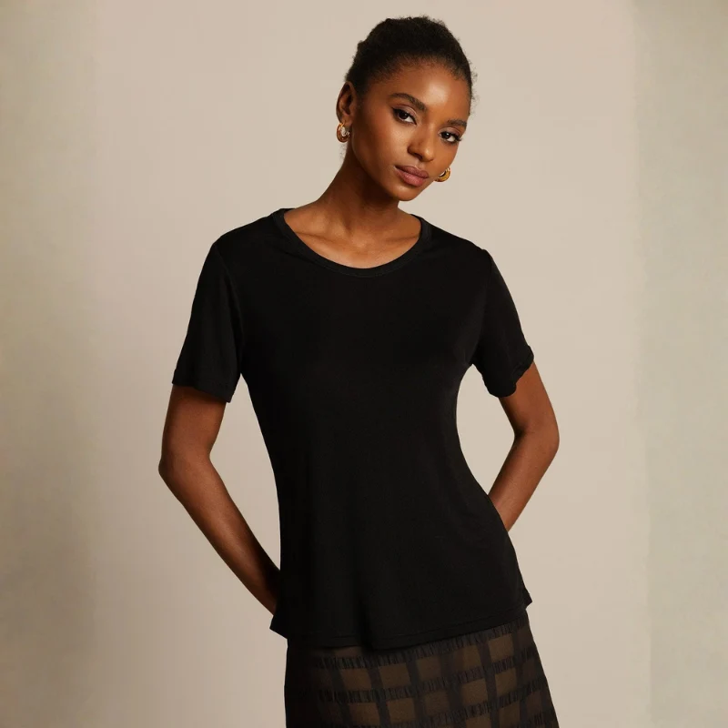 T-shirt femme à col rond et manches courtes