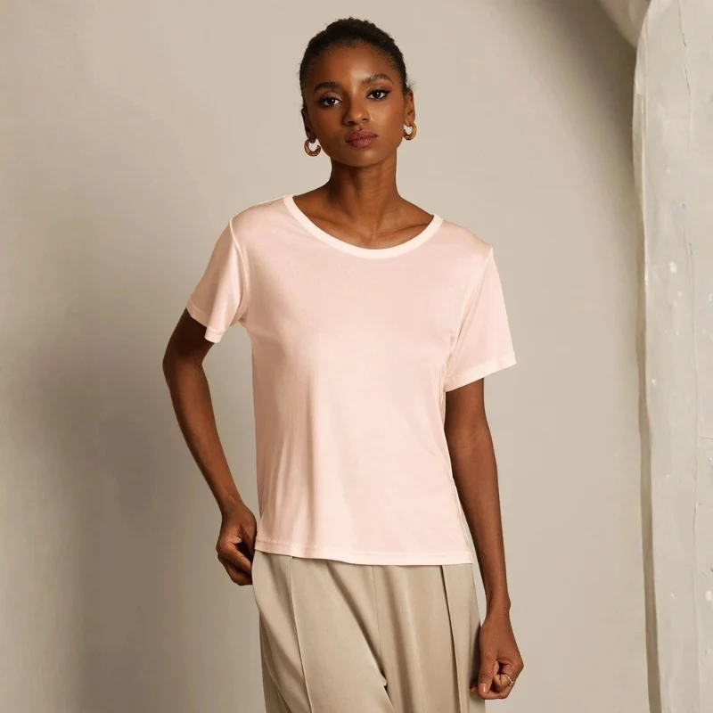 T-shirt femme à col rond et manches courtes