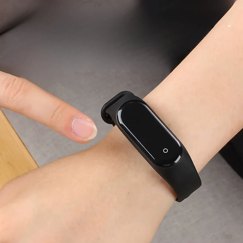 Montre connectée avec écran LED numérique