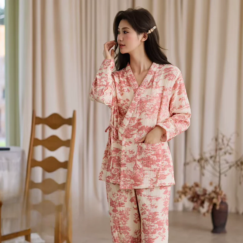 Ensemble pyjama 2 pièces pour femme avec haut à col V