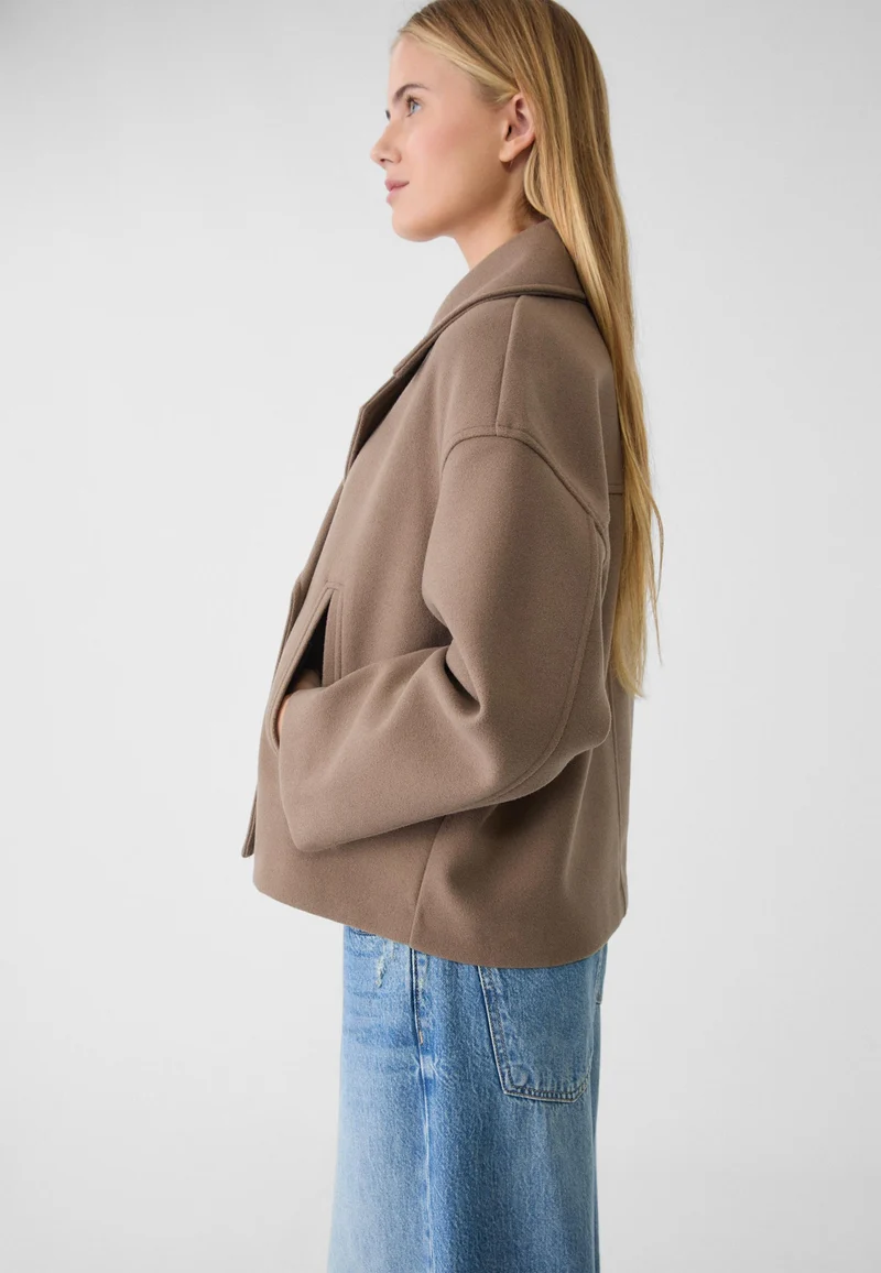 Manteau court classique intemporel pour femmes