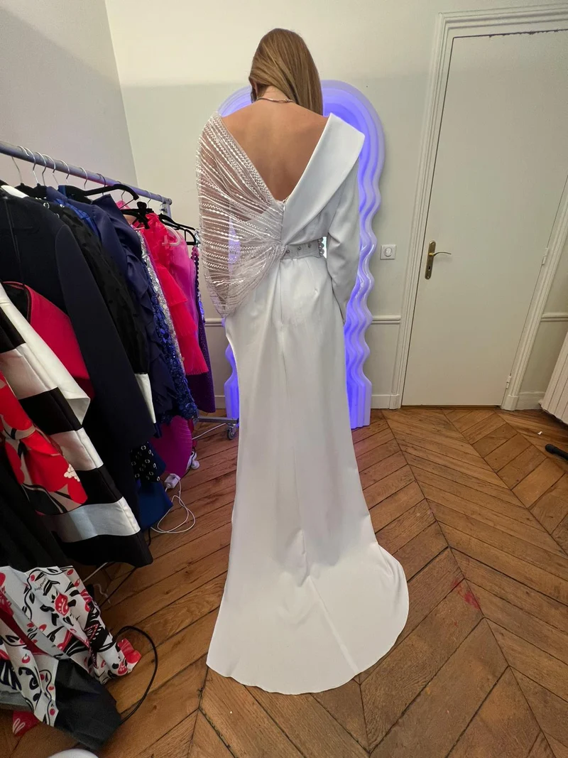 Vente Combinaison asymétrique blanche à dentelle