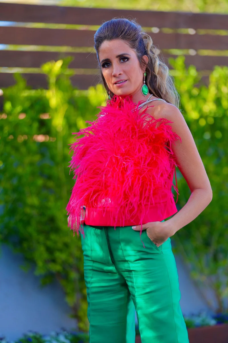 Haut cabaret à plumes rose