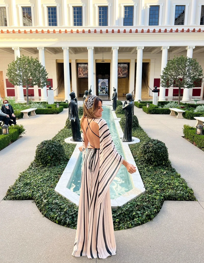 Robe LACMA