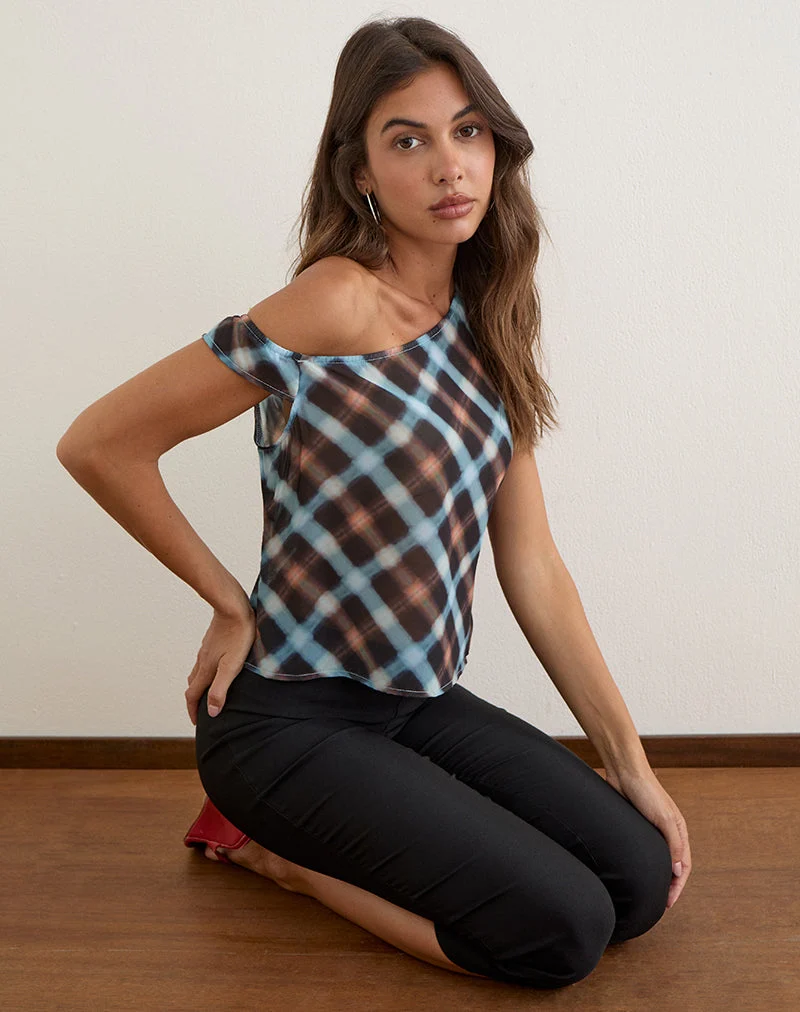 Haut asymétrique Darini en mousseline noire et bleue à carreaux vaporeux