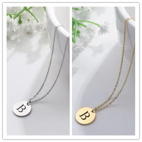 Collier Pendentif Lettre en Or Élégant