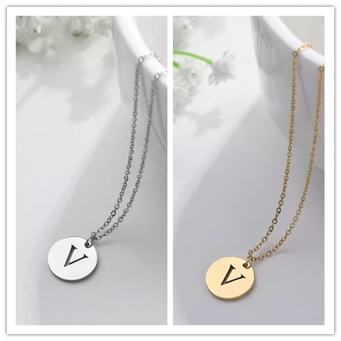 Collier Pendentif Lettre en Or Élégant