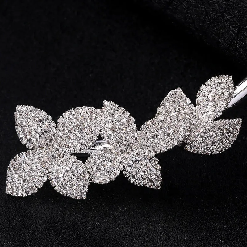 Collier Élégant Fleur en Cristal