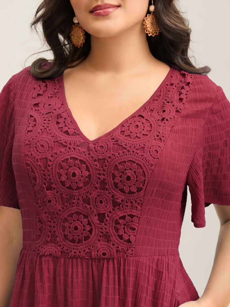 Lace Textured Pockets Tiered Midi Dress