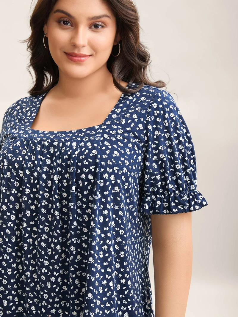 Ditsy Floral Print Square-Neck T-Shirt