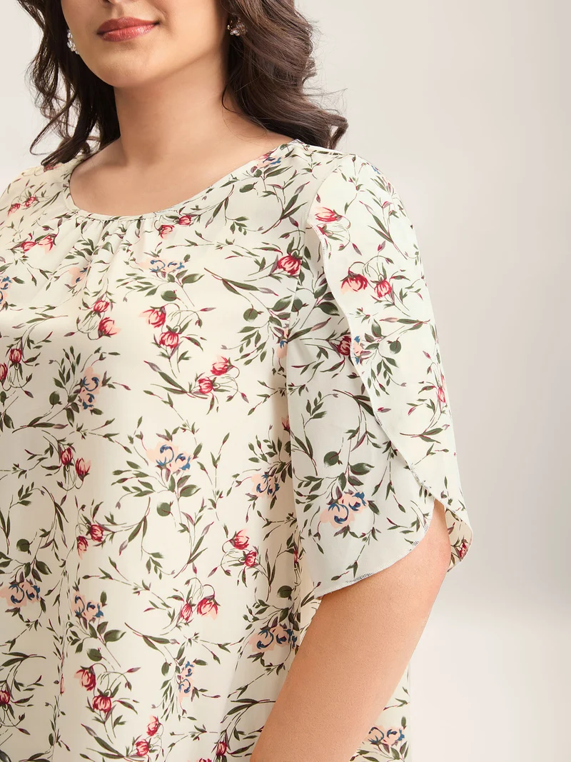 Floral Print Petal Sleeve Pleated Blouse
