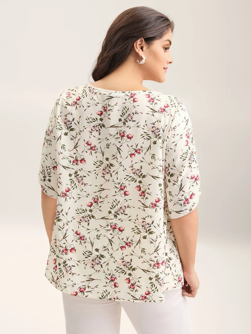 Floral Print Petal Sleeve Pleated Blouse