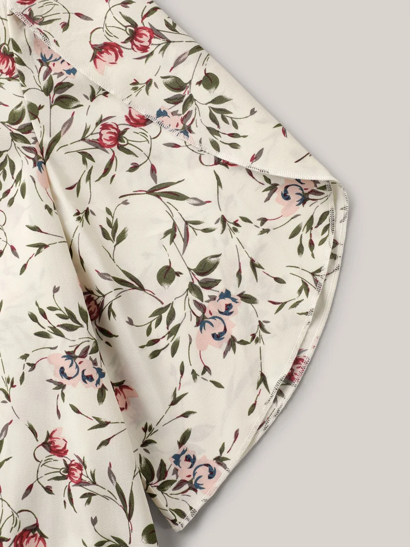 Floral Print Petal Sleeve Pleated Blouse