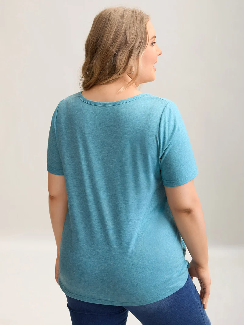 Heathered Split Neck Curvy-Fit T-Shirt