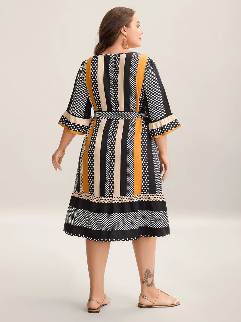 Geometric Print Split Neck Tied Midi Dress