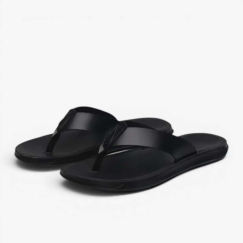 Chaussons style tongs pour homme avec bride en V