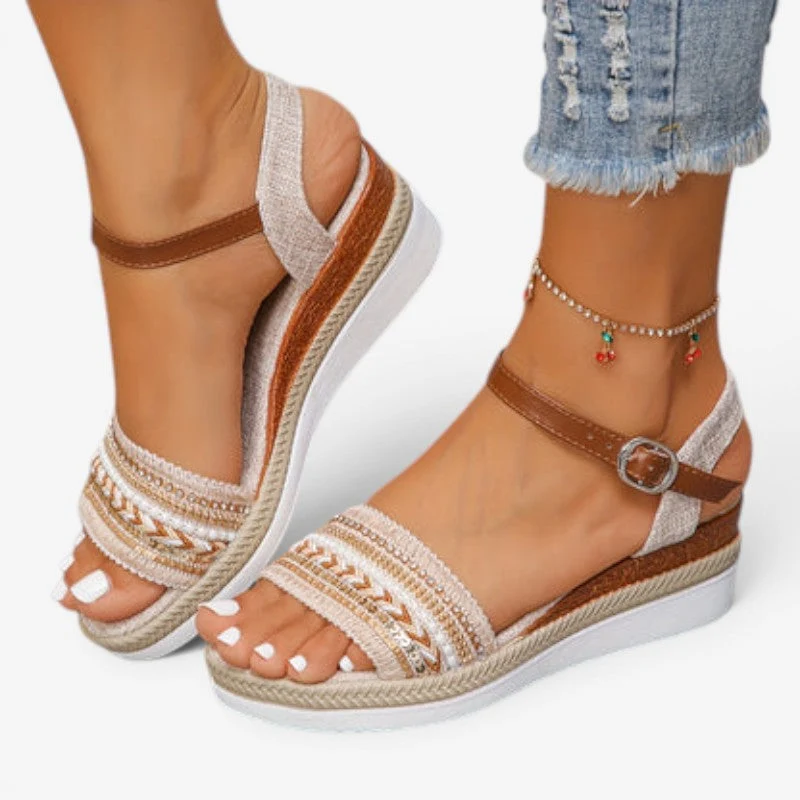 Sandales plates pour femme avec bride de cheville