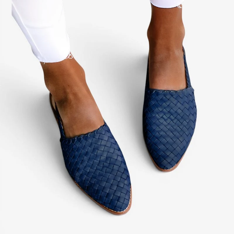 Sandales à semelle plate pour femme avec bout pointu