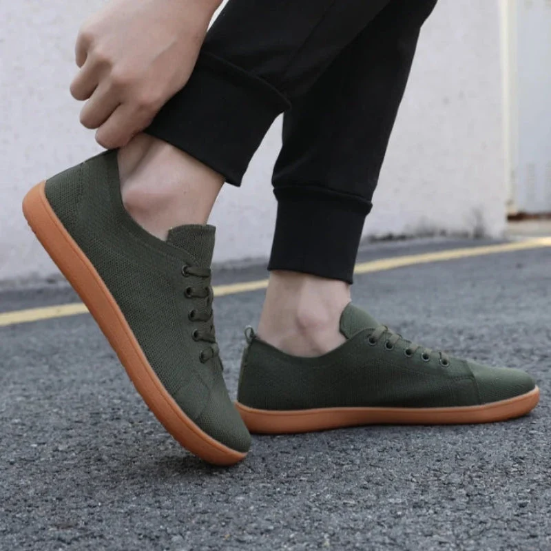 Baskets décontractées à bout large avec fermeture à lacets