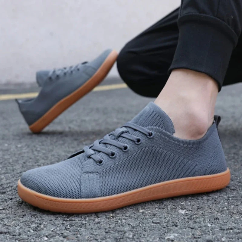 Baskets décontractées à bout large avec fermeture à lacets